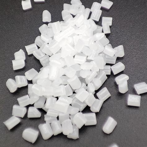 Light Diffusion Polycarbonate Granules Plastic Raw Materials PC Resin