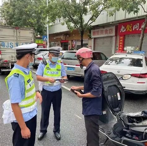 粤j车主注意！江门交警部门对这些路段开展重点整治！江门市鹤山市交警新浪新闻