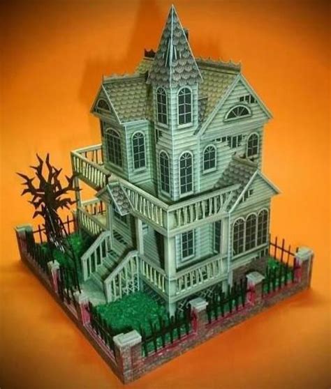 Haunted House Papercraft