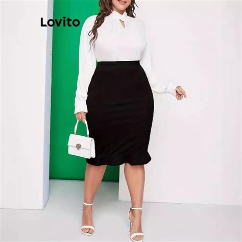 Lovito Women Plus Size Curve Elegant Plain Ruffle Hem Skirt Lne