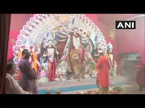 Dhurga Sandhya Aarti Being Performed On Maha Shashti At Matri