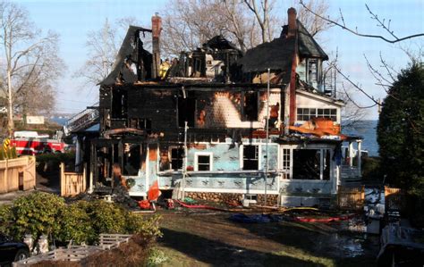 House Fire Kills 5 In Connecticut The New York Times