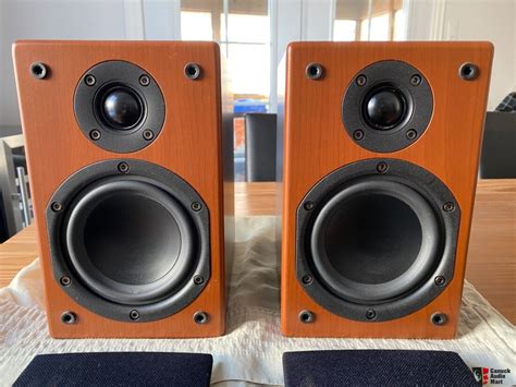 Denon Sc M37 Bookshelf Speakers Pair For Sale Canuck Audio Mart