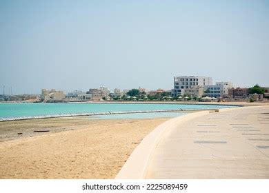 Khor Beach Photos, Images and Pictures