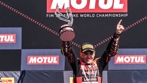 Ltima Hora Lvaro Bautista Renueva Con Ducati Para En Sbk Motosan