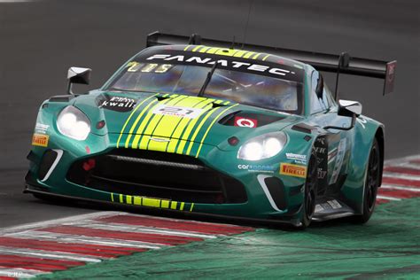 Gtwc Europe Du Nouveau Chez Comtoyou Racing Et Une Aston Martin En