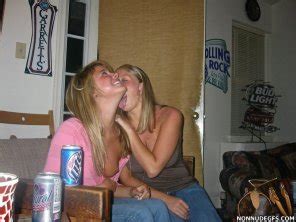 Crazy Girls Please Let Me Taste You Porn Pic