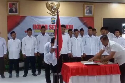 18 Eks Simpatisan Jamaah Islamiyah Di Poso Berikrar Setia Pada NKRI