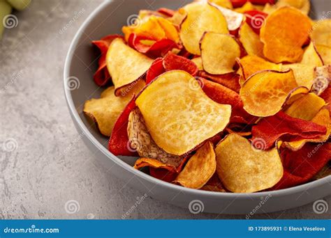 Chips Vegetales Sanos Imagen De Archivo Imagen De Revuelto 173895931