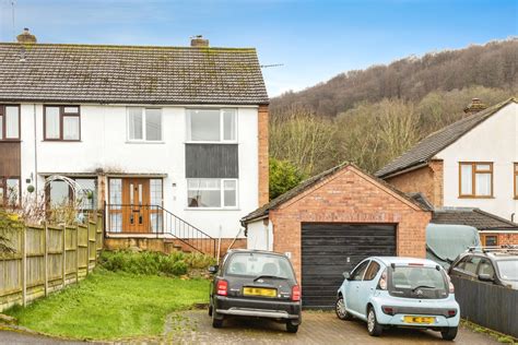 3 Bedroom Semi Detached House For Sale In Kingshill Dursley Gl11 4dp