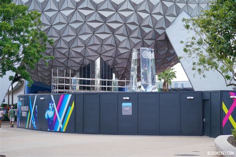 EPCOT Entrance Fountain Receives More Theming, New Scaffolding