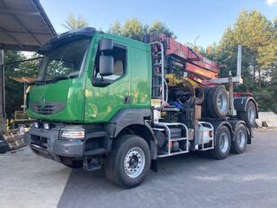 Camião de transporte de madeira Renault Kerax 450KM DXi 6x4 dzwig