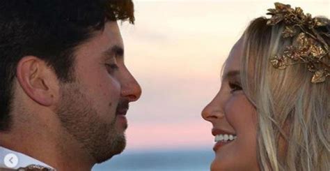 Claudia Leitte Celebra Anos Ao Lado Do Marido E Faz Text O