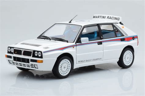 Lancia Delta HF Integrale 1/18 White Kyosho - New 1992 Model