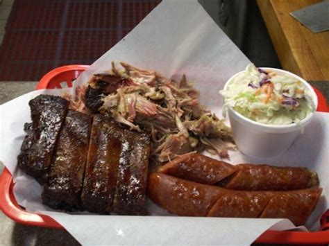 Smokin Yards Bbq A Restaurant In Idaho Springs Co Thrillist