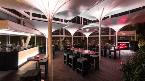 20 Best Rooftop Bars Restaurants In Singapore Sugarbook