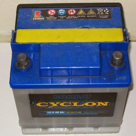 bahan reaksi kimia   kerja akumulator aki