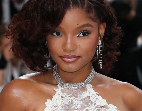 ¿quién Es Halle Bailey La Nueva Sirenita Zeleb