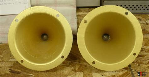 1 Vintage Pair Of Horn Tweeters 8 Ohm Alnico Magnets Photo 4738567