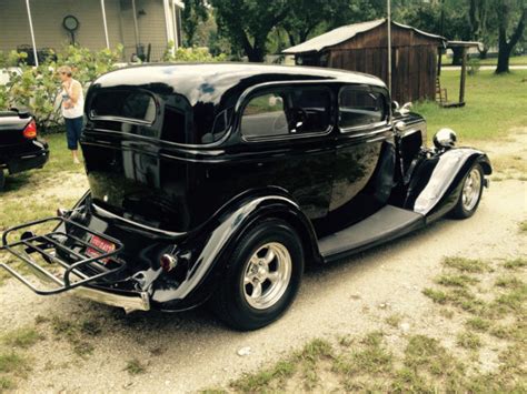 1934 Ford Chopped 2 Door Sedan Gibbons Body 2600 Miles Excellent Condition