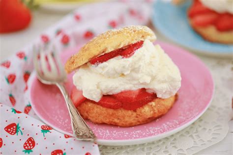 Strawberry Shortcake Recipe Gemmas Bigger Bolder Baking