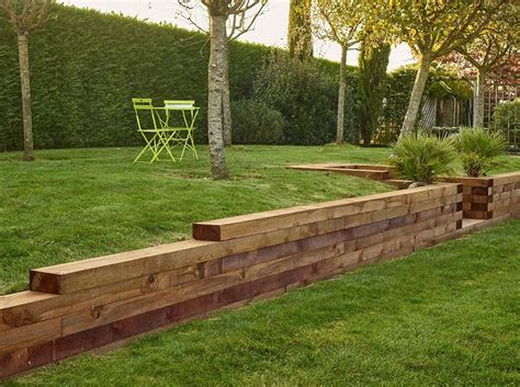 Pin On Ext Rieur Landscaping Retaining Walls Sloped Garden Back