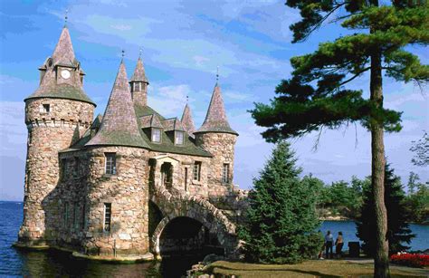 Hidden River Islands Of New York's Thousand Islands | TouristSecrets