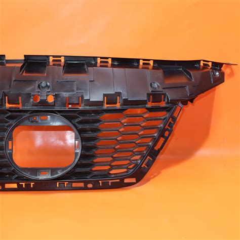 Nissan Sentra Grille Ef A Oem