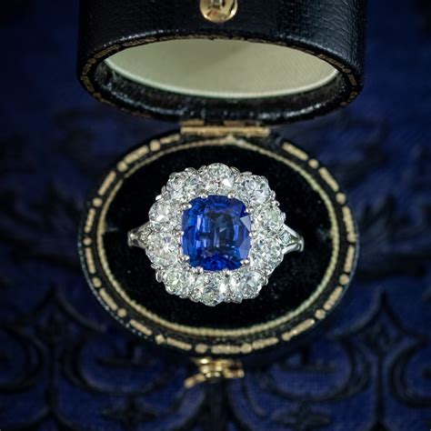 Antique Sapphire Rings - Laurelle Antique Jewellery