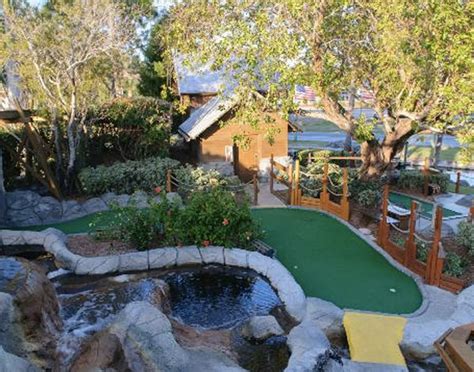 Smugglers Cove Mini Golf