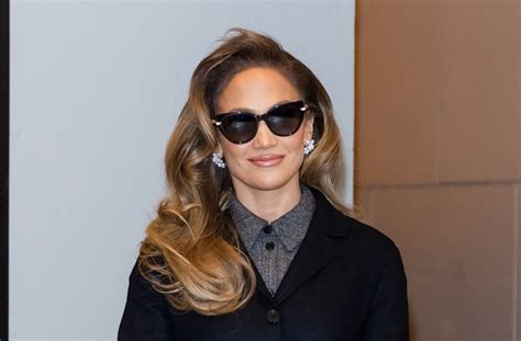 Jlo Sunglasses A Look At Her Collection Banton Frameworks