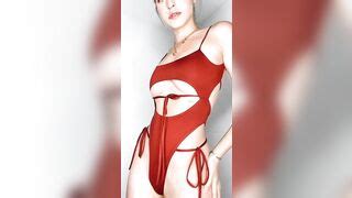 Lea Elui Nude Bikini Try On Video Leaked