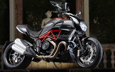 Harga Ducati Diavel V Terbaru Moge Cruiser Rasa Superbike