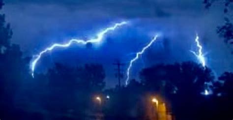 Triple Lightning by Hesaki23 on DeviantArt