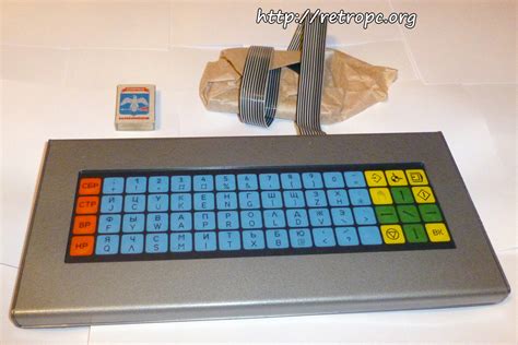 RetroPC.org - Клавиатура от устройства учебного микропроцессорного ...