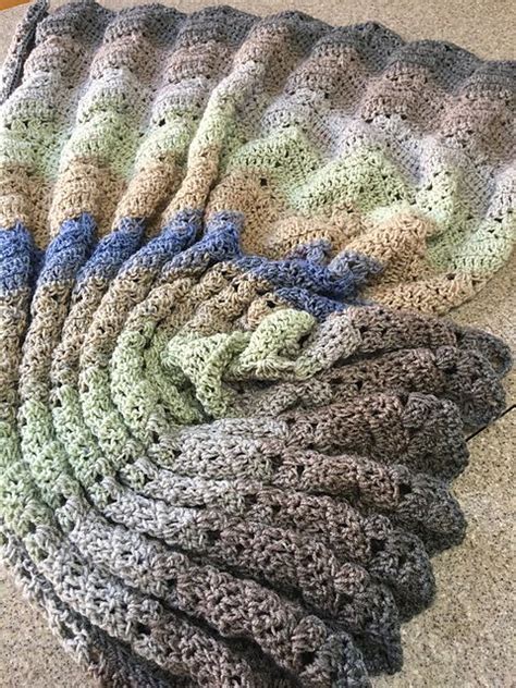 Ravelry Project Gallery For Day Kid Blanket Pattern By Betty Mcknit