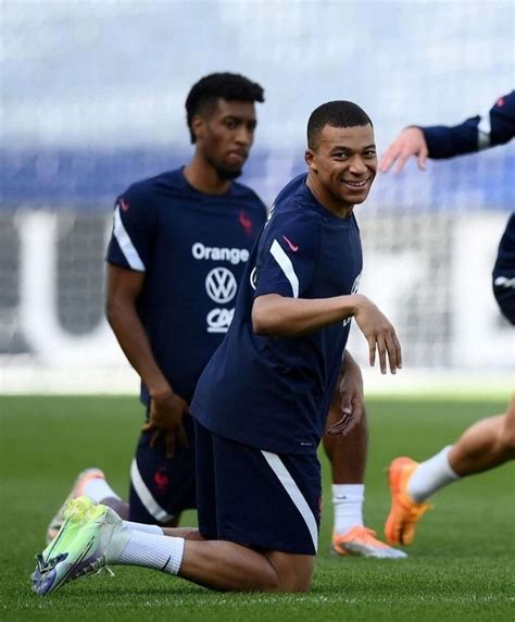 Kylian Mbappe Last Training France Juni