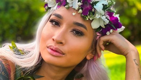 Avery Black VR Porn Videos VRPorn