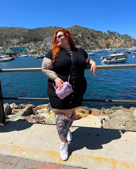 Model Tess Holliday Really Struggling With Body Image