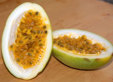 Maracuyá fruta de la pasión granadilla Passiflora Edulis