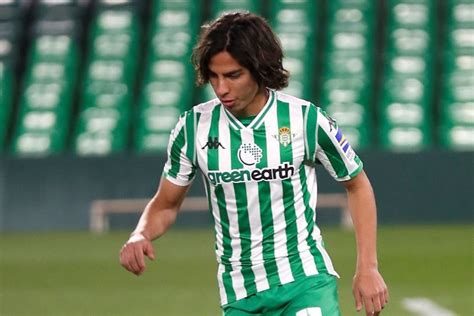 Diego Lainez Ya Debutó Con El Betis En España Y Lo Hizo Con Triunfo La Opinión