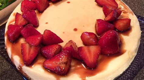 Mascarpone Cheesecake With Balsamic Strawberries Recipe Food