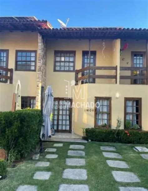 Casa de Condomínio na Rua Getúlio Coutinho Enseada Azul em Guarapari