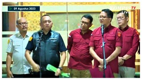 M Lutfi Diperiksa Kejagung Soal Proses Putusan Mengatasi Kelangkaan