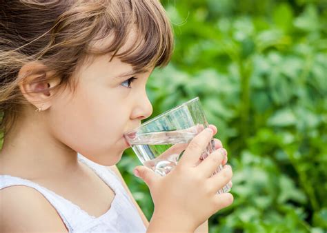 Buying a Kid's Water Bottle? Here's What You Need to Know! | Vaya