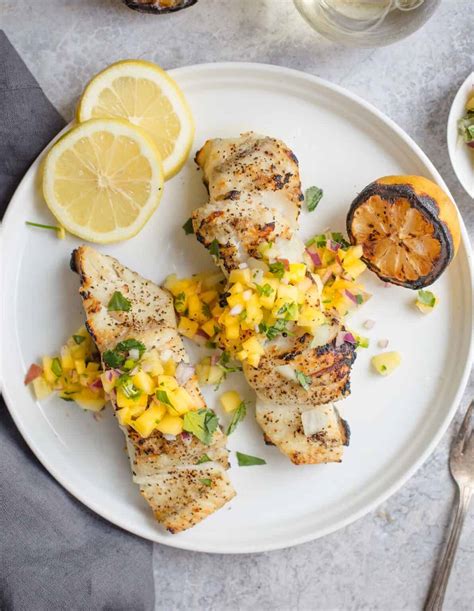 Grilled Halibut With Mango Salsa Vindulge