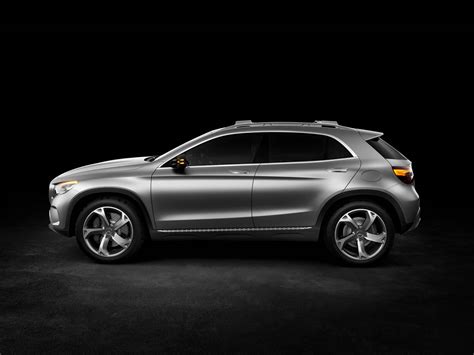 Mercedes-Benz GLA Official Photos, Video and Specs | eMercedesBenz