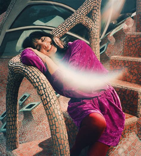 Revista The 13th: VIDEO: PAZ LENCHANTIN - NOVELA