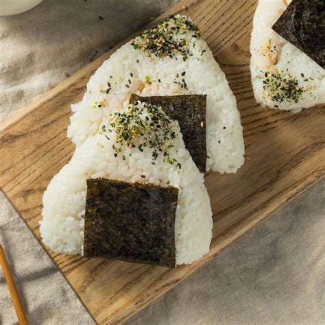 Onigiri Rezept Tipps für japanische Reisbällchen ESSEN UND TRINKEN