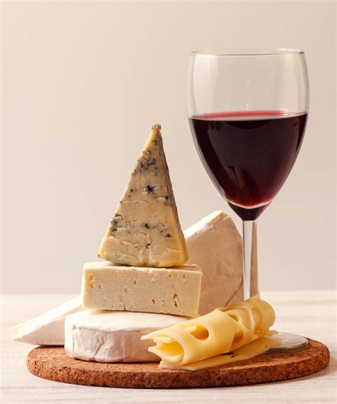 The Definitive Guide to Pairing Italian Wine, Cheese, and Charcuterie | VinePair